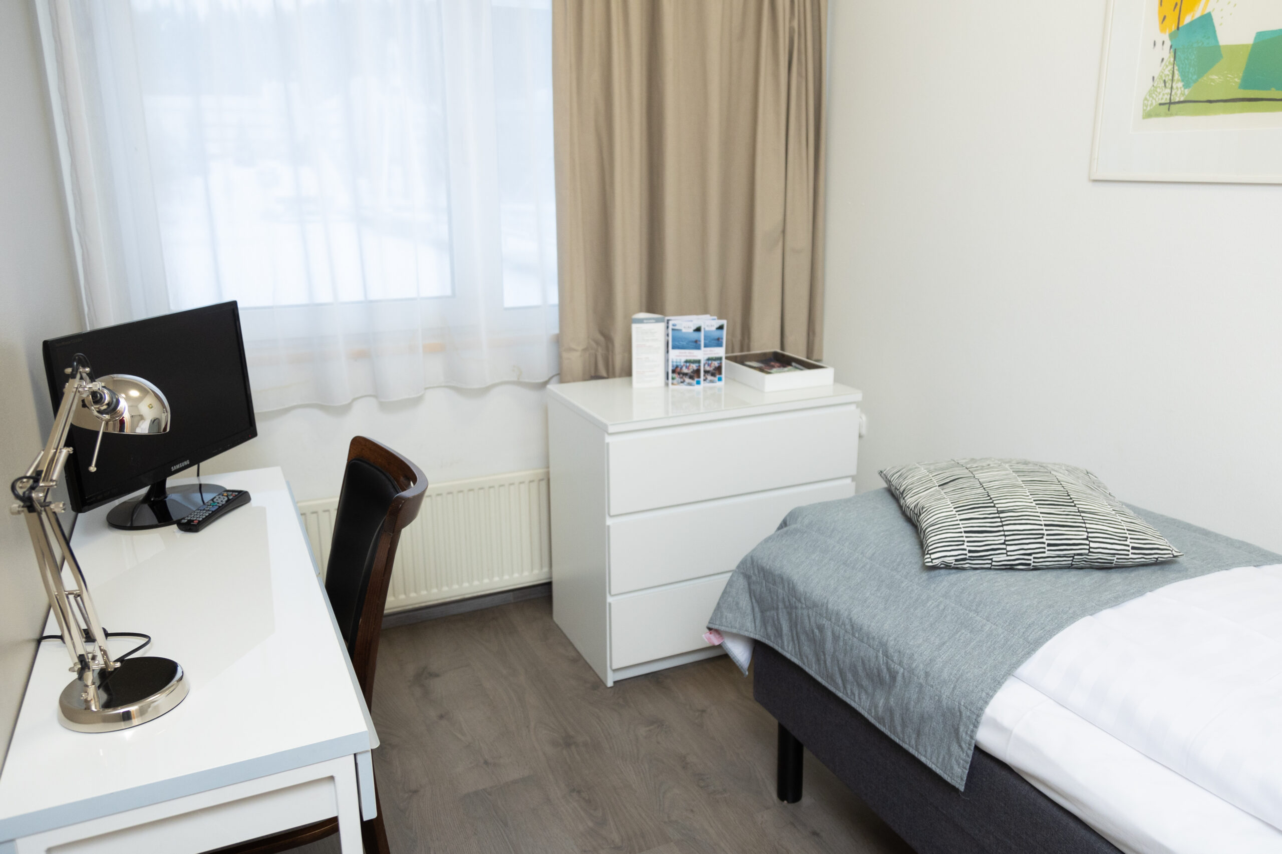 Kompakti hotellihuone